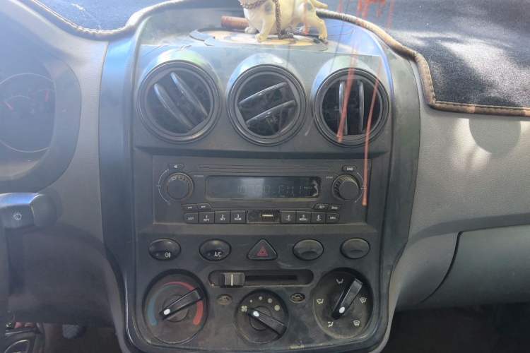 Used Wuling Hongguang 2010 1.4L Base Version Audio And AC Panel