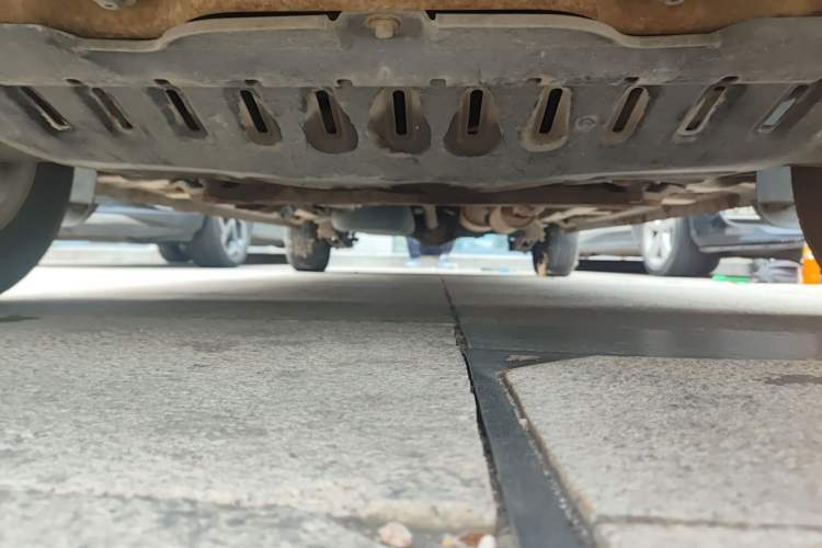 Used Wuling Hongguang 2010 1.2L Practical Version China IV Chassis Front