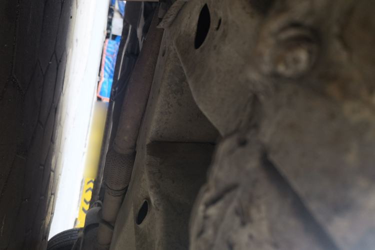 Used Wuling Hongguang 2010 1.4L Luxury Model Chassis Front Left
