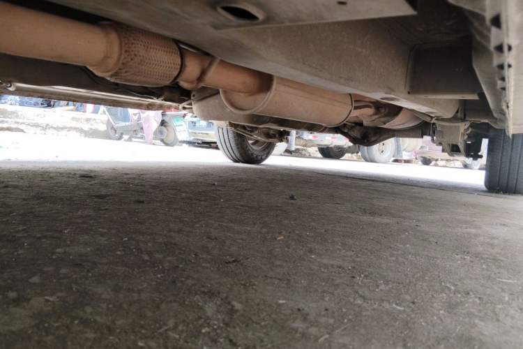 Used Wuling Hongguang 2010 1.4L Luxury Model Chassis Front Left