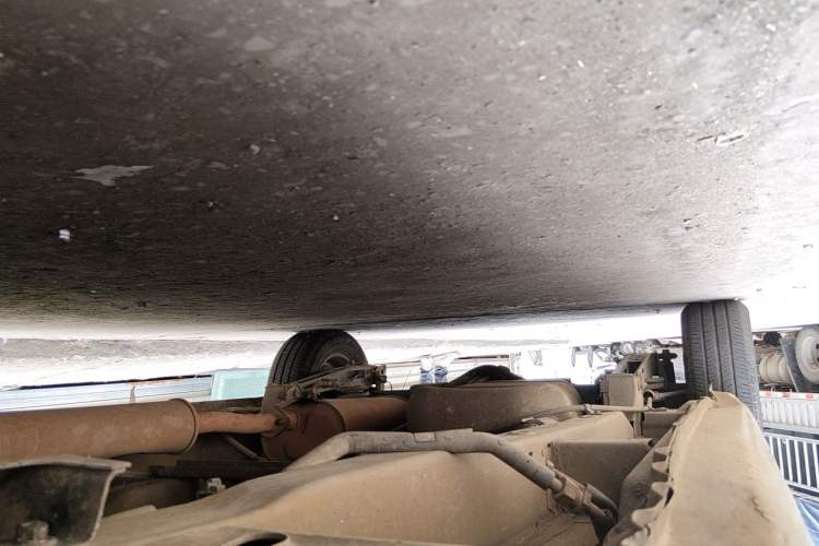 Used Wuling Hongguang 2010 1.4L Luxury Model Chassis Front Right