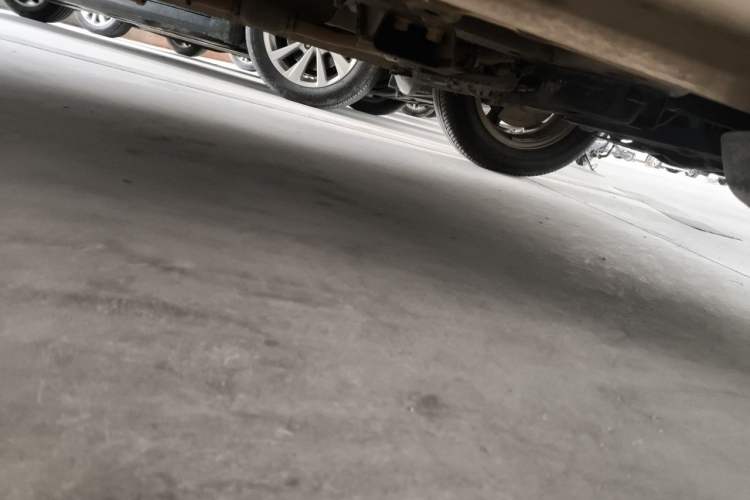 Used Wuling Hongguang 2010 1.2L Comfort Edition China IV Chassis Front Right