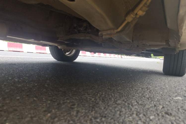 Used Wuling Hongguang 2010 1.2L Standard Version China IV Chassis Front Right