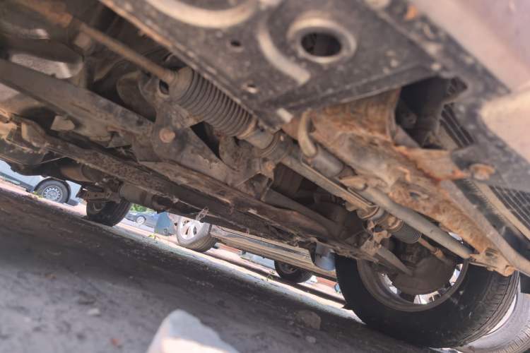 Used Wuling Hongguang 2010 1.2L Standard Version China IV Chassis Front Right