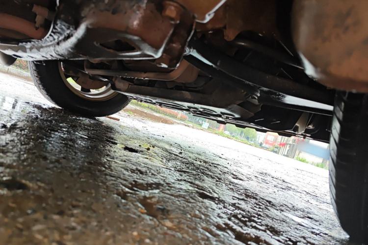 Used Wuling Hongguang 2010 1.4L Comfort Version Chassis Front Right