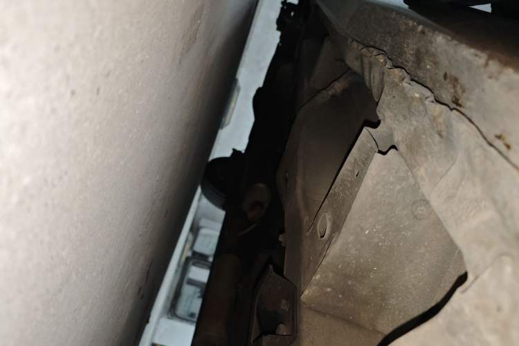 Used Wuling Hongguang 2010 1.4L Luxury Model Chassis Front Right