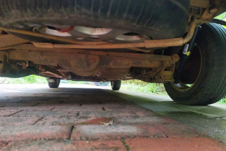 Used Wuling Hongguang 2010 1.4L Standard Version Chassis Rear
