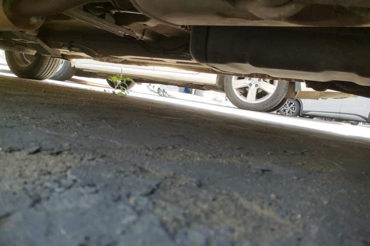 Used Wuling Hongguang 2010 1.4L Luxury Model Chassis Rear Left