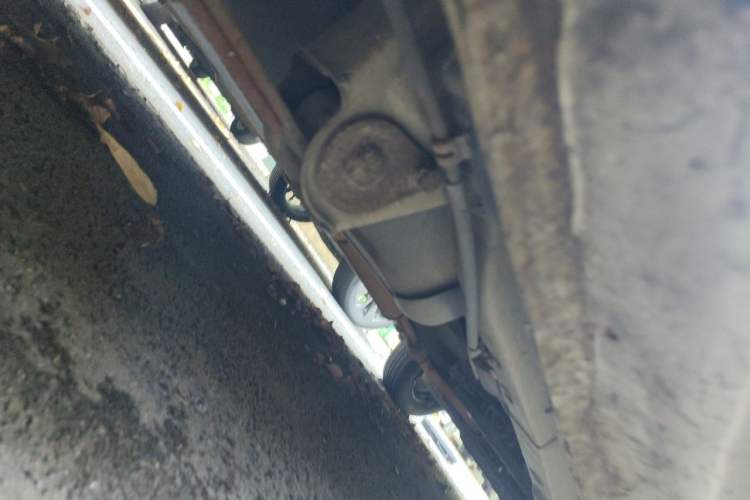 Used Wuling Hongguang 2010 1.4L Base Version Chassis Rear Right