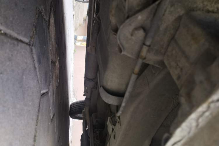 Used Wuling Hongguang 2010 1.4L Luxury Model Chassis Rear Right