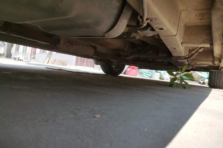 Used Wuling Hongguang 2010 1.4L Luxury Model Chassis Rear Right
