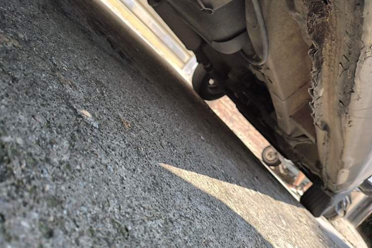 Used Wuling Hongguang 2010 1.4L Luxury Model Chassis Rear Right
