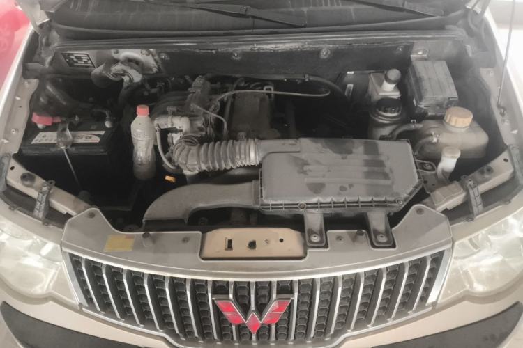 Used Wuling Hongguang 2010 1.2L Comfort Edition China IV Engine Bay