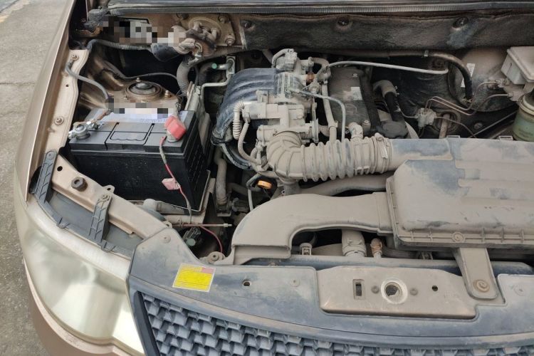 Used Wuling Hongguang 2010 1.2L Base Version China IV Standard Engine Bay Right