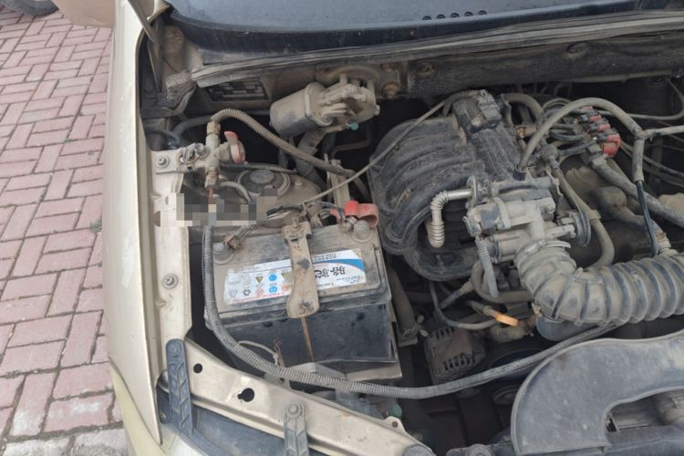 Used Wuling Hongguang 2010 1.2L Base Version China IV Standard Engine Bay Right