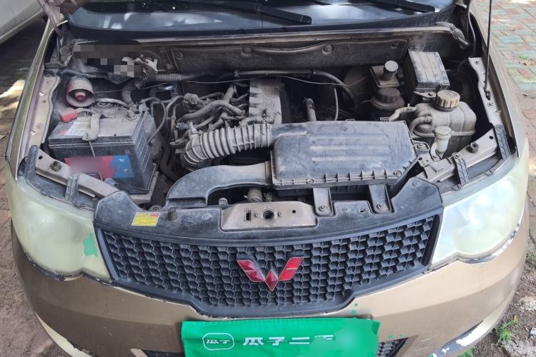 Used Wuling Hongguang 2010 1.4L Base Version Engine Bay