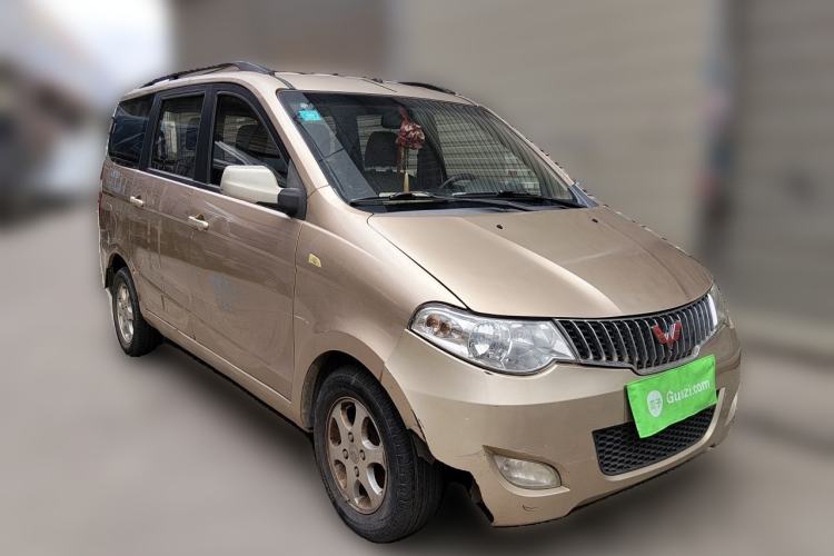 Used Wuling Hongguang 2010 1.4L Luxury Model Front Right 45 Deg