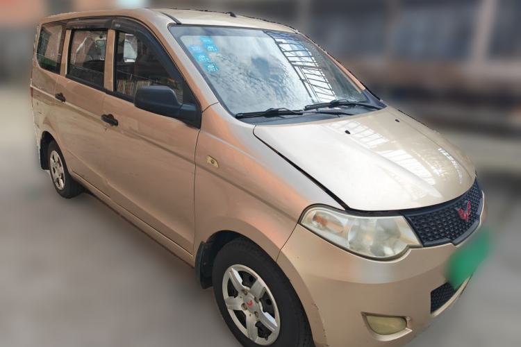 Used Wuling Hongguang 2010 1.4L Practical Version Front Right 45 Deg