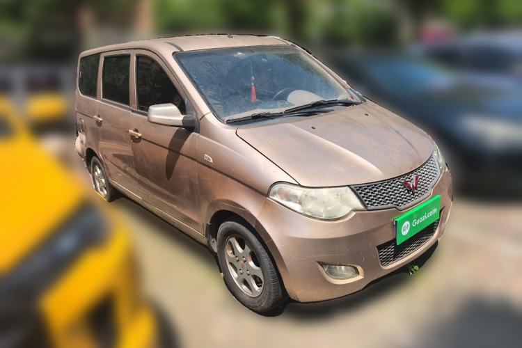 Used Wuling Hongguang 2010 1.2L Standard Version China IV Front Right 45 Deg
