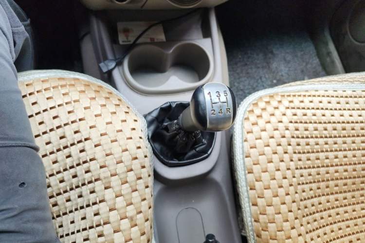 Used Wuling Hongguang 2010 1.4L Standard Version Gear Lever