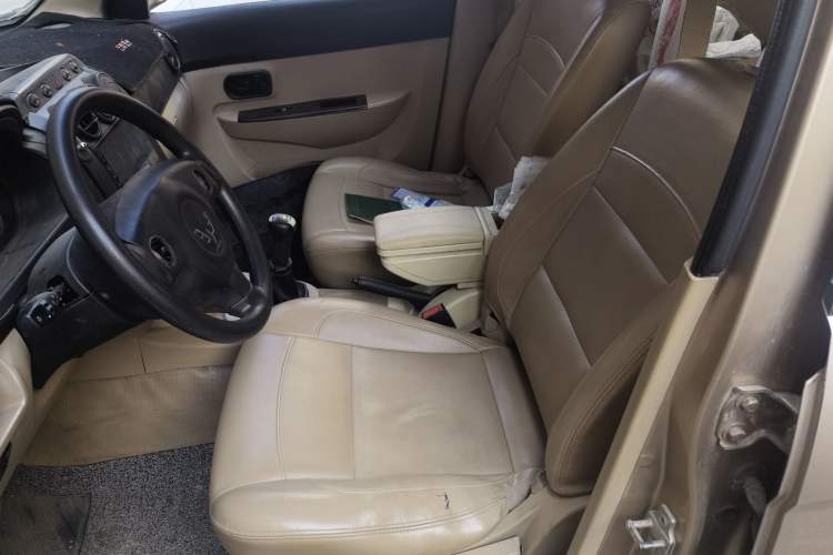 Used Wuling Hongguang 2010 1.4L Luxury Model Left Front Seat