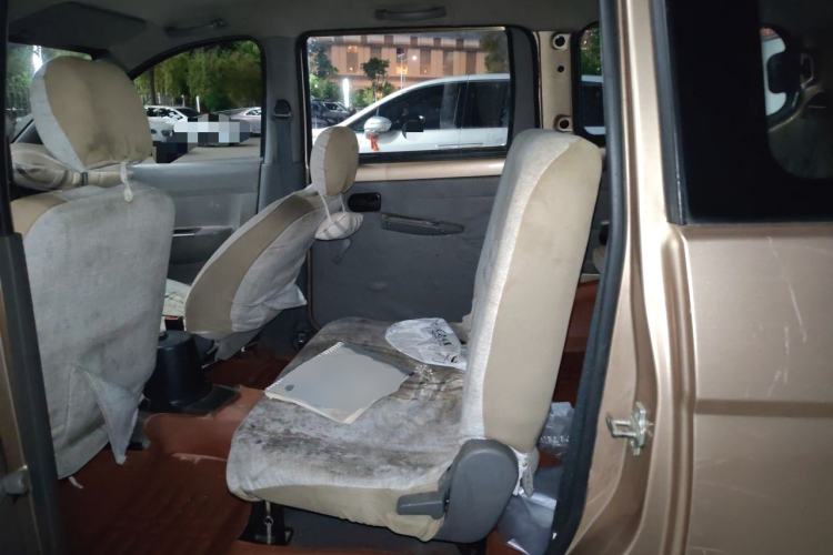 Used Wuling Hongguang 2010 1.2L Base Version China IV Standard Left Rear Seat