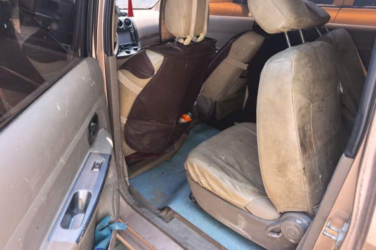 Used Wuling Hongguang 2010 1.2L Standard Version China IV Left Rear Seat