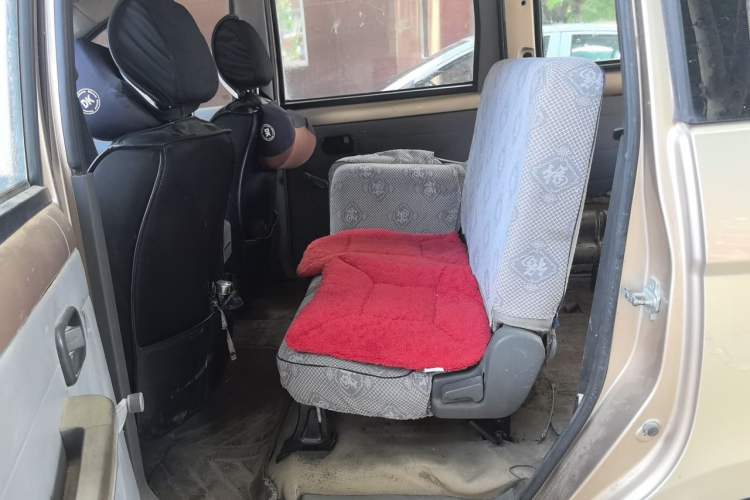 Used Wuling Hongguang 2010 1.4L Base Version Left Rear Seat