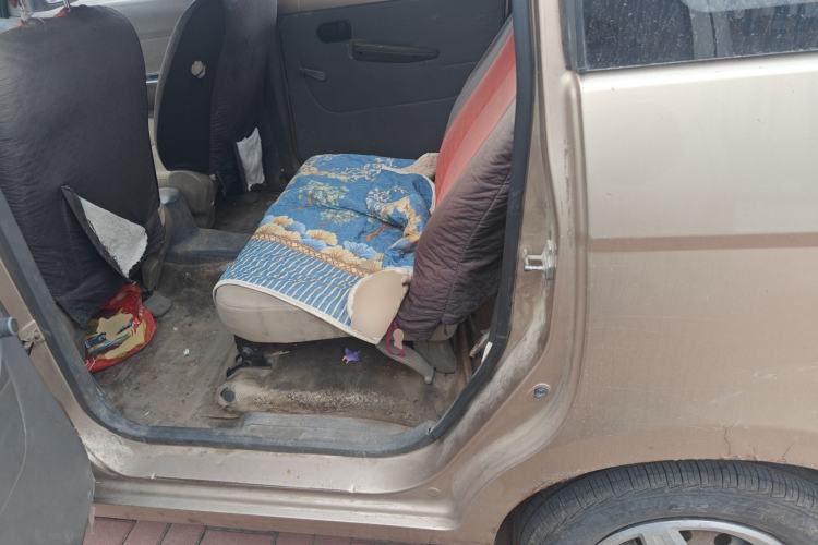 Used Wuling Hongguang 2010 1.2L Base Version China IV Standard Left Rear Seat