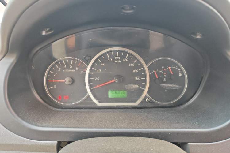 Used Wuling Hongguang 2010 1.4L Practical Version Odometer Close Up