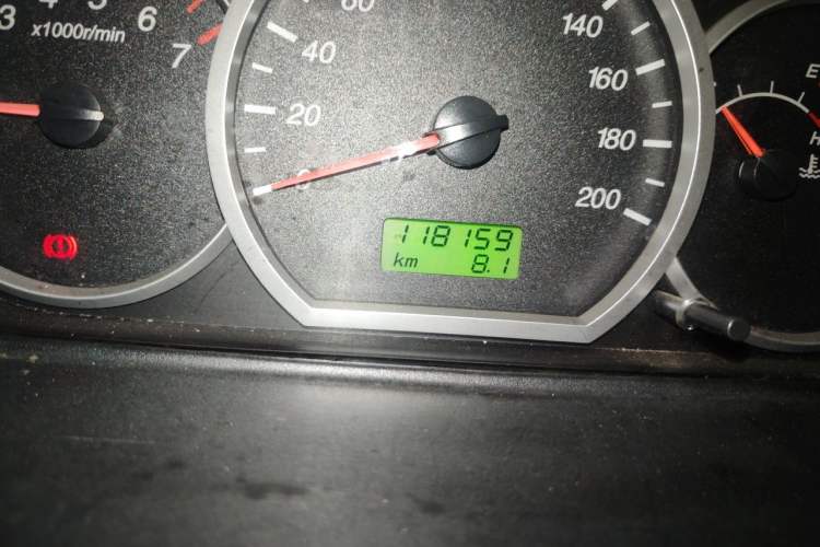 Used Wuling Hongguang 2010 1.2L Base Version China IV Standard Odometer Close Up