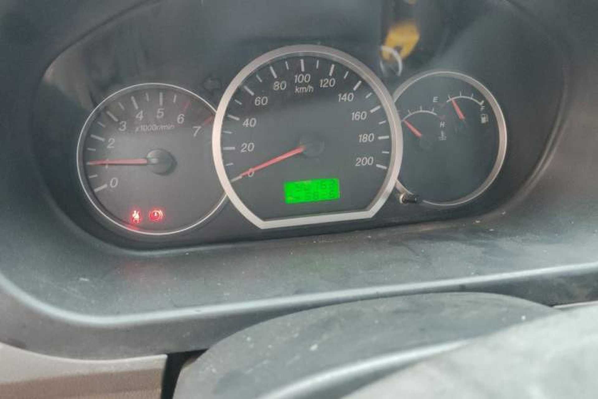 Used Wuling Hongguang 2010 1.2L Base Version China IV Standard Odometer Close Up