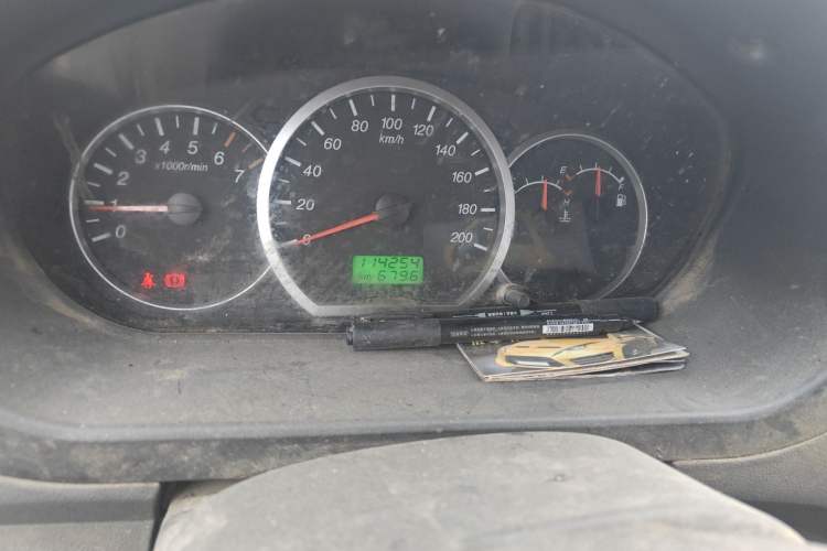Used Wuling Hongguang 2010 1.2L Base Version China IV Standard Odometer Close Up