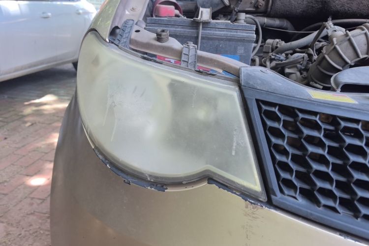 Used Wuling Hongguang 2010 1.4L Base Version Right Front Headlight