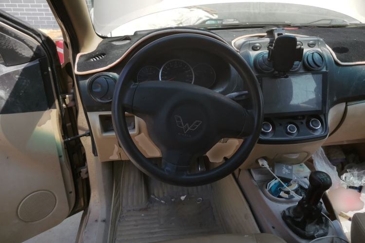 Used Wuling Hongguang 2010 1.4L Luxury Model Steering Wheel