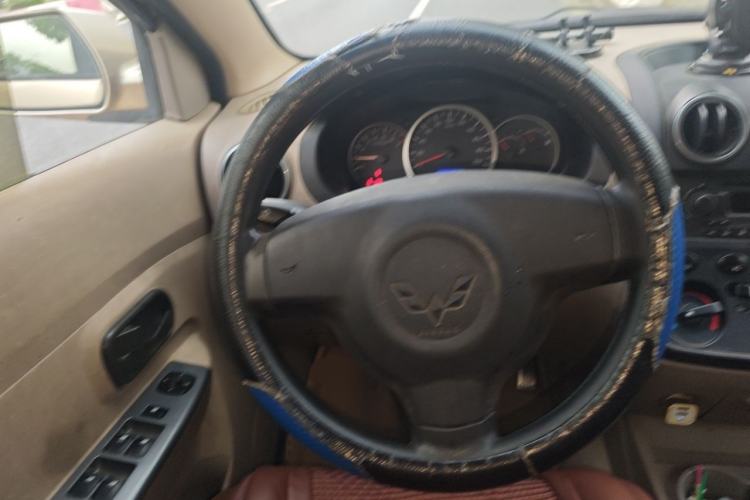 Used Wuling Hongguang 2010 1.2L Standard Version China IV Steering Wheel