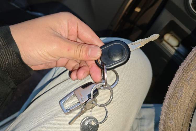 Used Wuling Hongguang 2010 1.2L Base Version China IV Standard Vehicle Key