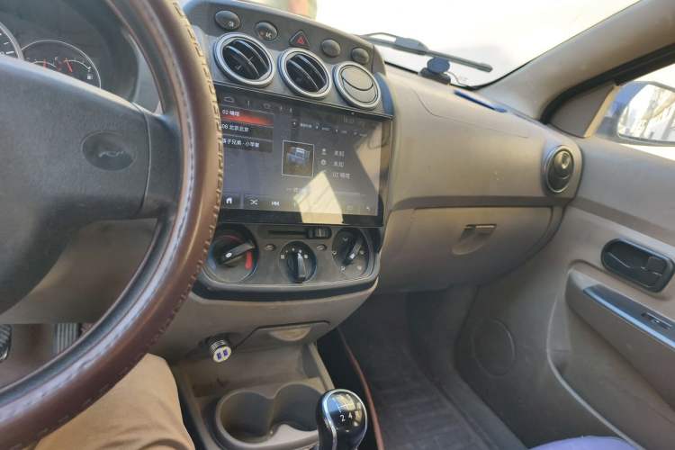 Used Wuling Hongguang 2013 1.5L Standard Version Audio And AC Panel