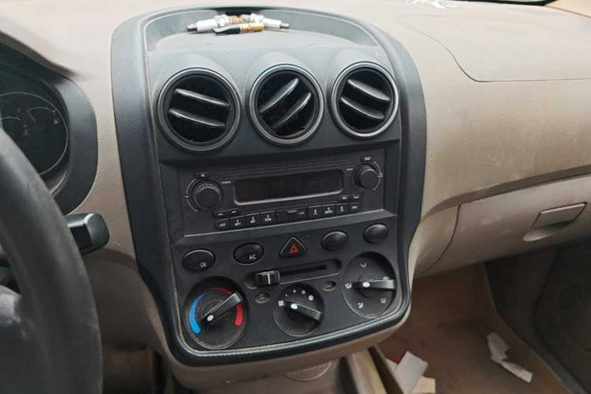 Used Wuling Hongguang 2013 1.5L Standard Version Audio And AC Panel