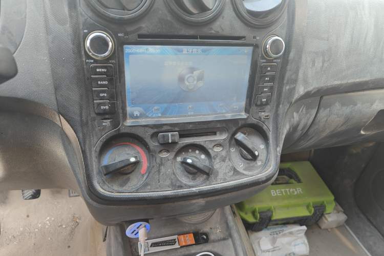 Used Wuling Hongguang 2013 1.5L Base Version Audio And AC Panel