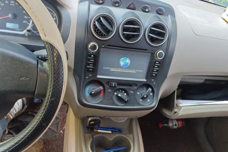 Used Wuling Hongguang 2013 1.5L Comfort Model Audio And AC Panel