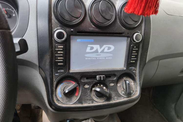 Used Wuling Hongguang 2013 1.5L Base Version Audio And AC Panel