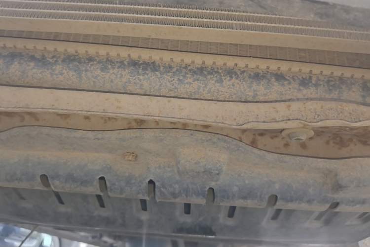 Used Wuling Hongguang 2013 1.5L Luxury Model Chassis Front