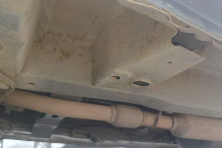 Used Wuling Hongguang 2013 1.5L Luxury Model Chassis Front Left