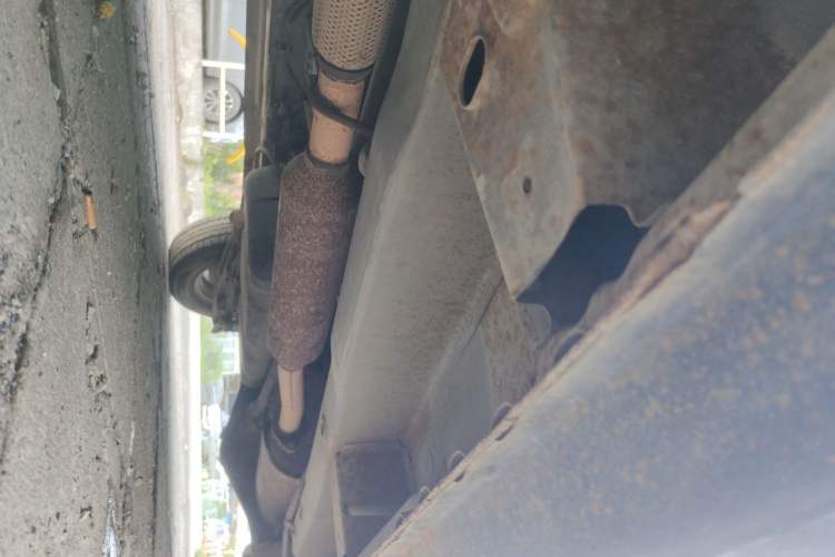 Used Wuling Hongguang 2013 1.5L Comfort Model Chassis Front Left