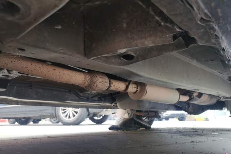Used Wuling Hongguang 2013 1.2L S Comfort Model China IV Standard Chassis Front Left