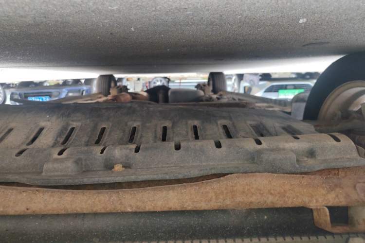Used Wuling Hongguang 2013 1.5L S Luxury Model Chassis Front