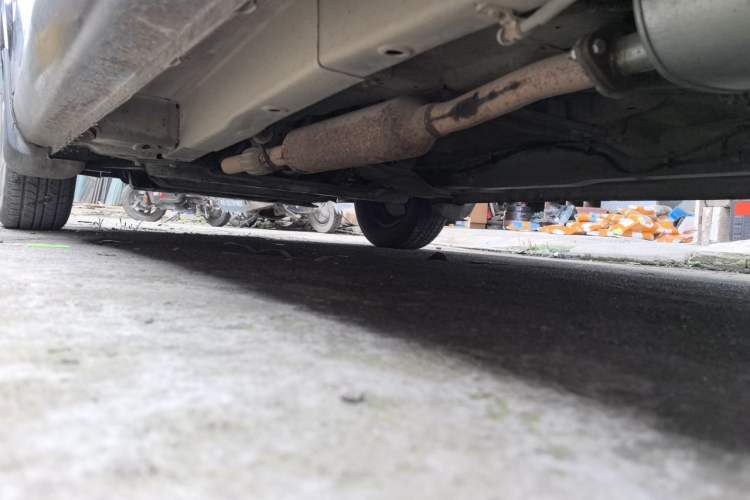 Used Wuling Hongguang 2013 1.2L S Comfort Model China IV Standard Chassis Front Right