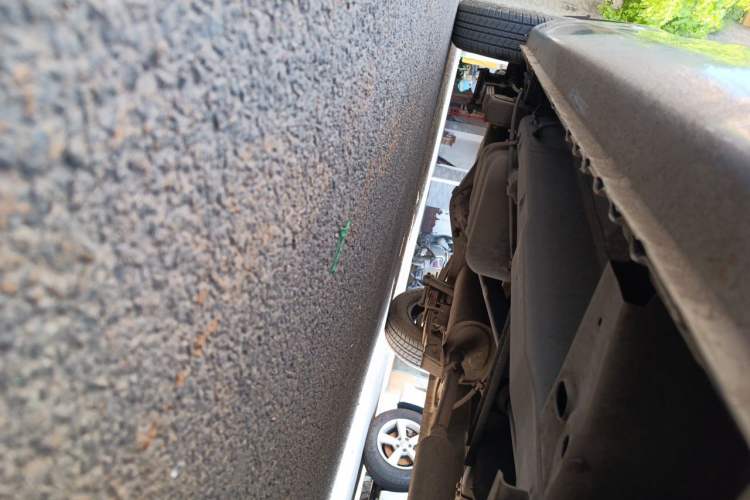 Used Wuling Hongguang 2013 1.5L Base Version Chassis Front Right