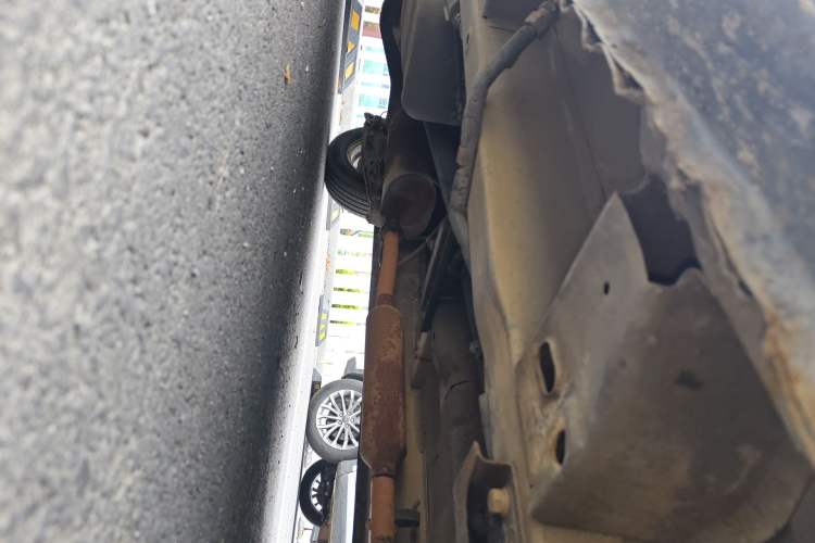 Used Wuling Hongguang 2013 1.5L Luxury Model Chassis Front Right